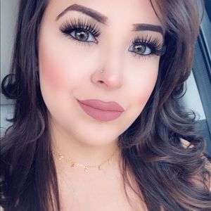 Meet your Posher, Leslie